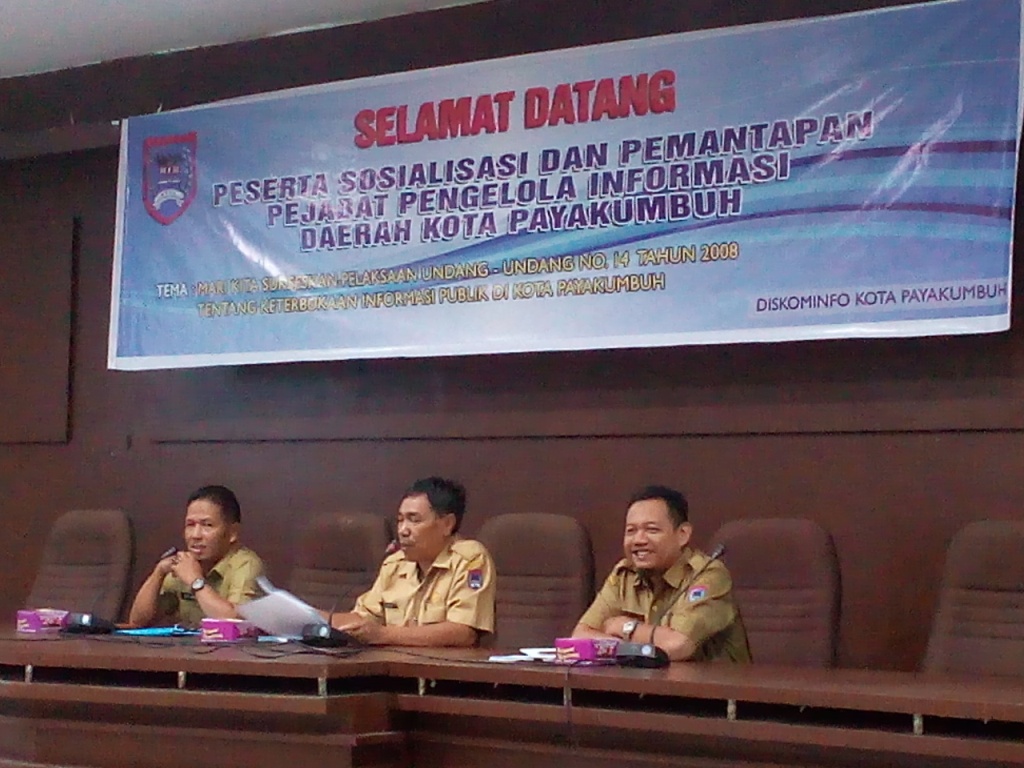 Sosialisasi dan pemantapan Pejabat Pengelola informasi